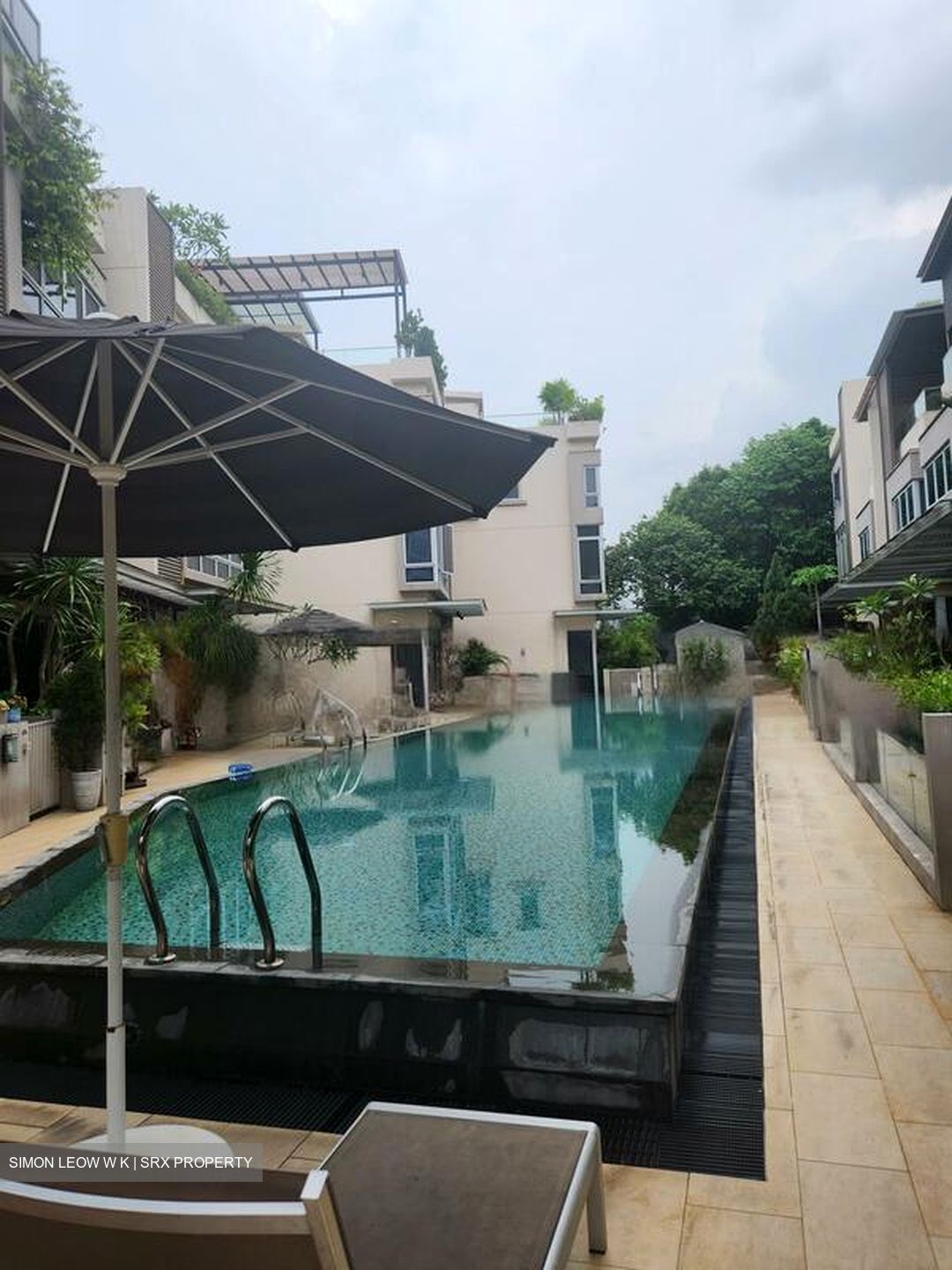 Jalan Lim Tai See (D10), Terrace #464608561